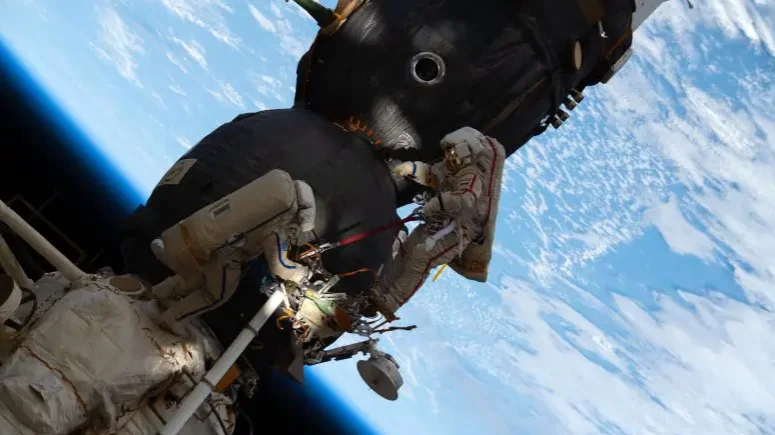 70-я экспедиция на МКС: подготовка к выходу в открытый космос, проблемы с охлаждающей жидкостью, системы CEVIS и исследования CIPHER